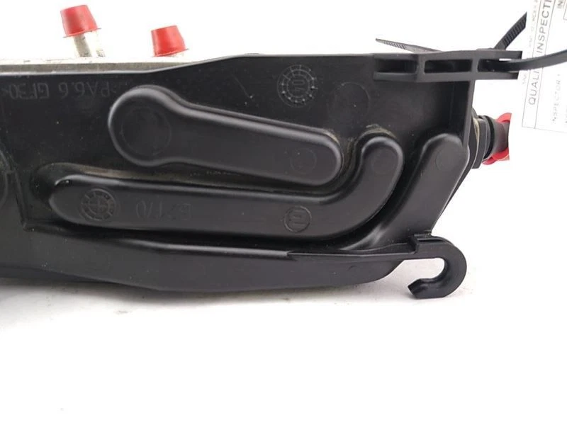 Intercambiador de calor enfriador de aceite de transmisión BMW 645ci 650i E63 E64 compatible con 2004-2010 Foto 4 de 4