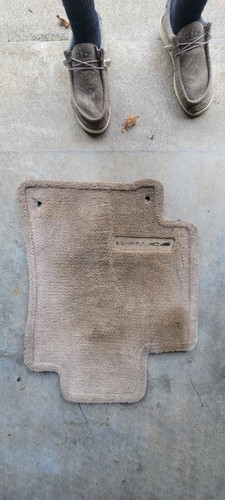 2002-2005 Lexus IS300 OEM Sport Design Floor Mats Full Set Beige Front Rear USED - Picture 2 of 9