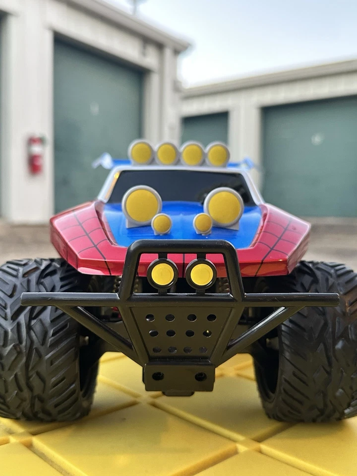 Jada Toys Marvel Spider-Man RC Buggy - Image 2 of 4