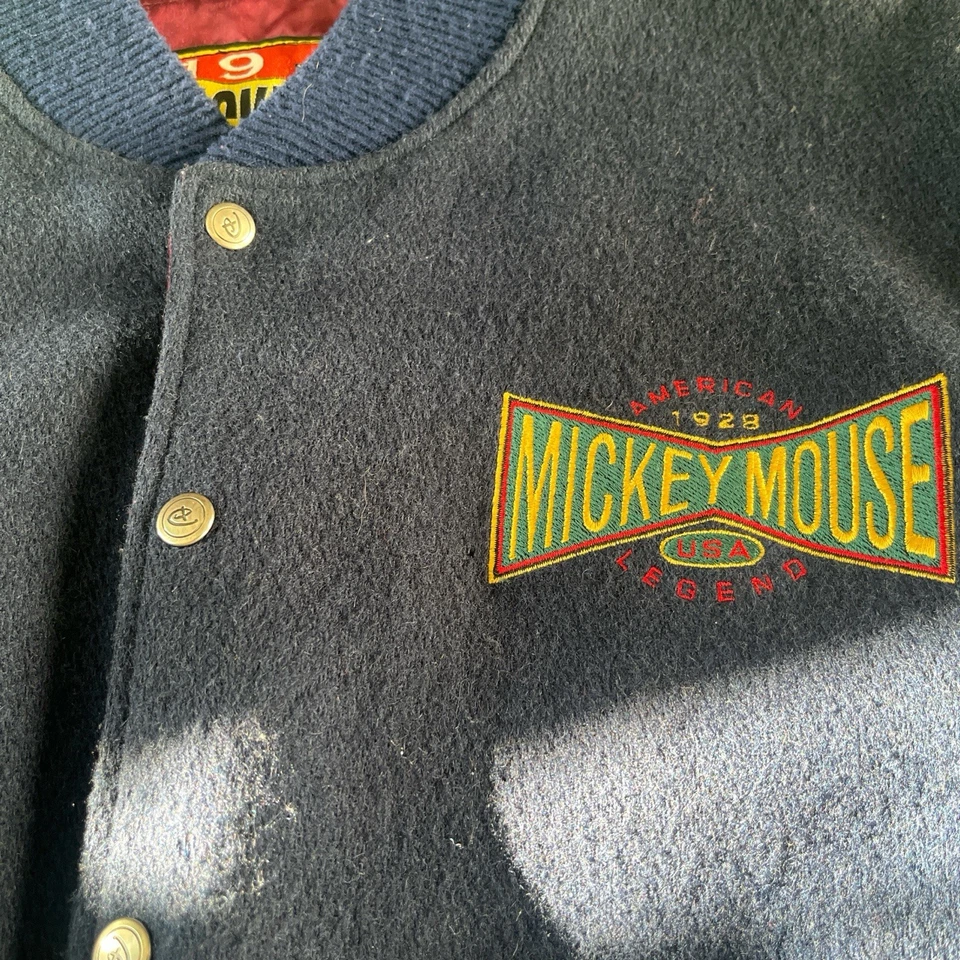 Chaqueta Letterman de Lana Disney Mickey Mouse An American Legend Grande para Hombre Foto 3 de 4