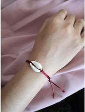 8 Ounces 160-220 Pieces Natural Spiral Cowrie Shell Beads, Cut Sea Shell Co...