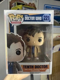 BBC DOCTOR WHO TENTH DOCTOR FUNKO POP #221 IN POP PROTECTOR