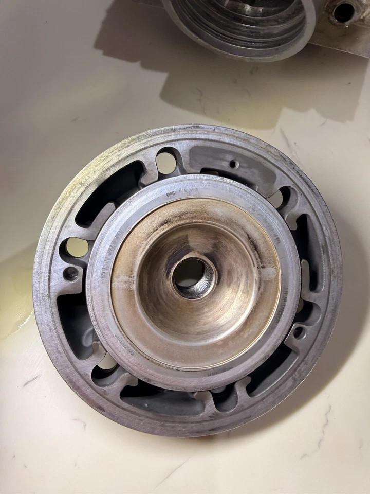 Cilindro Ktm 125 2016-2022 pistón y válvula de potencia usado Foto 3 de 4