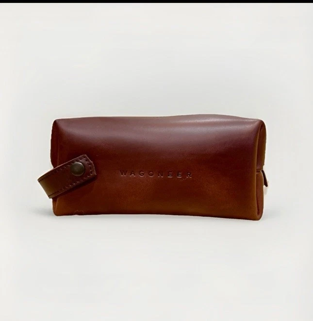 Jeep Wagoneer Hombre Bolsa de Viaje, Sombrero y Frasco Juego de Regalo 3 Piezas Nuevo con Etiquetas Foto 2 de 4