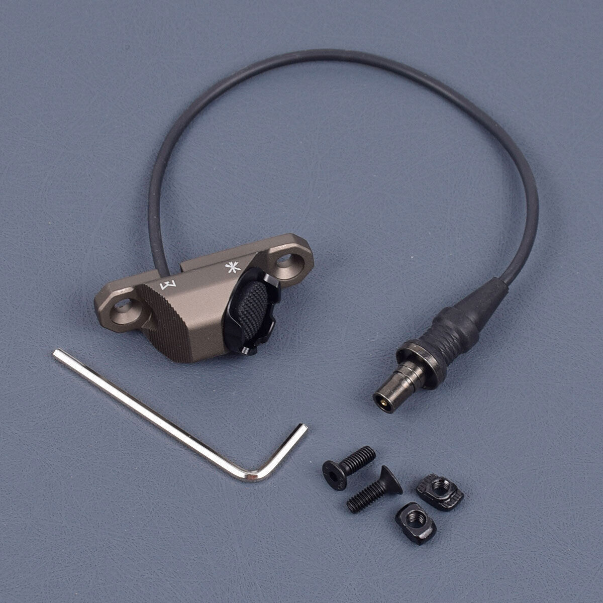【美品】Unity HOT BUTTON™ | M-LOK® シュアファイア用 hotbutton-mlok-1__44359.