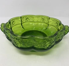 Vintage Jeannette Glass Co Handled Dip Bowl Candy Dish Green Scalloped 8" Rose