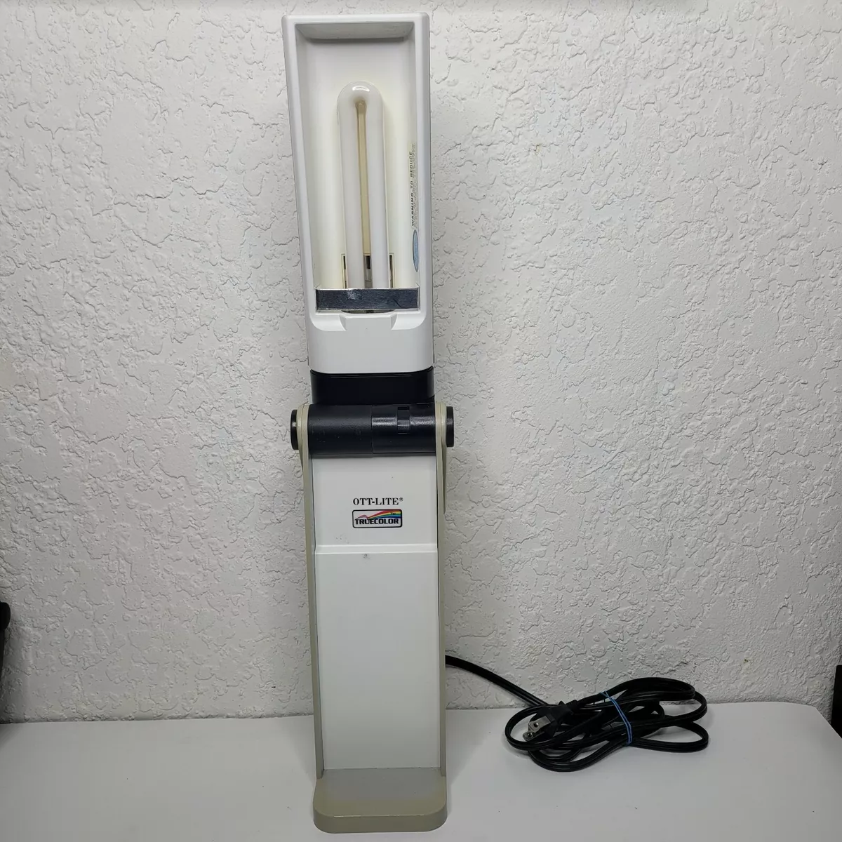 OTT LITE Model OTL13TCG TrueColor Foldable Desk Lamp for Arts