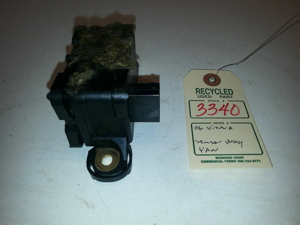 2006 Suzuki Grand Vitara Sensor Assy YAW 2WD OEM 33945-65J1 #3340 - Imagem 3 de 4