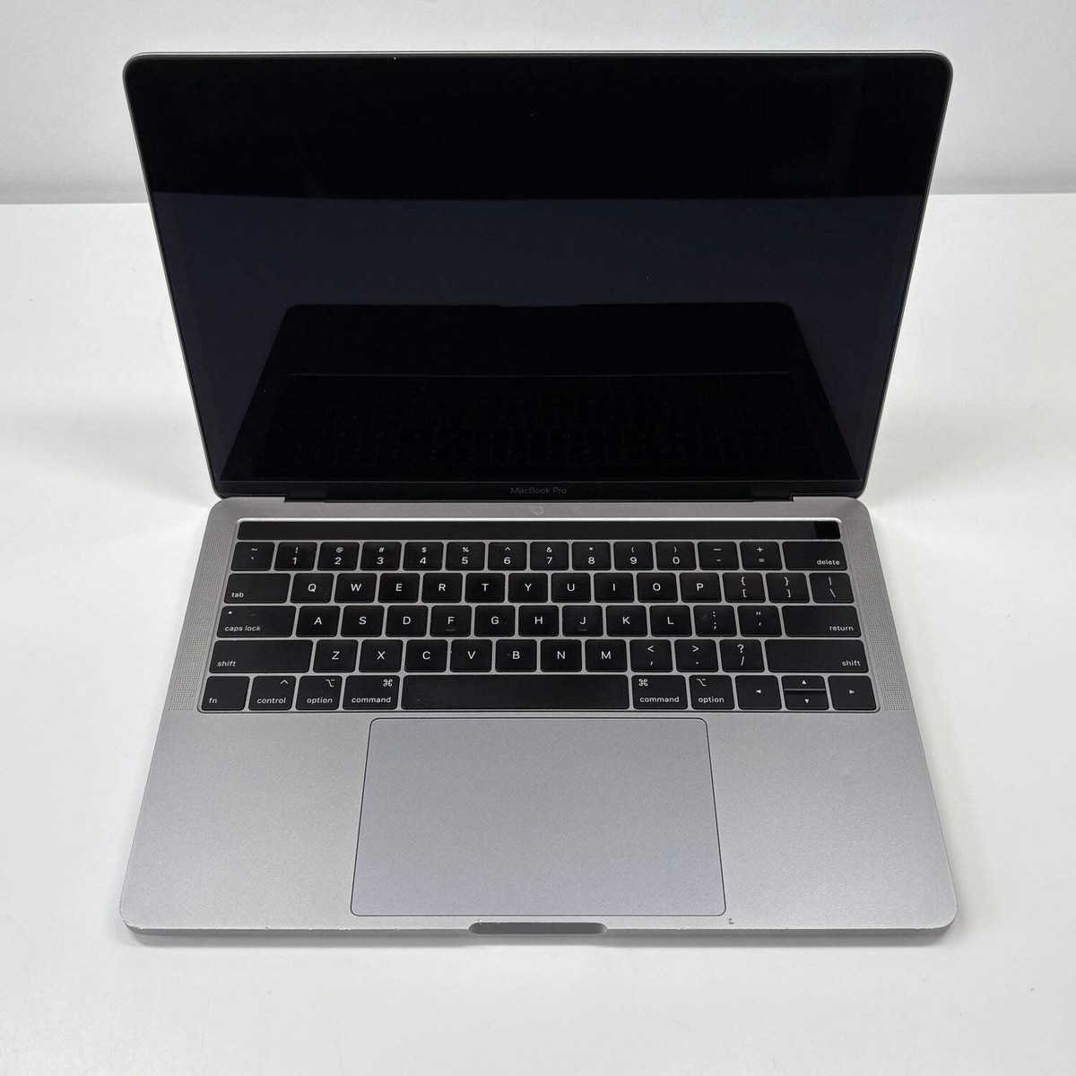 MacBook本体 Macbook Pro 2019 i5 8GB 256GB MV992J/A Amazon.com: Apple 2019 MacBook Pro with 1.4GHz Intel Core i5