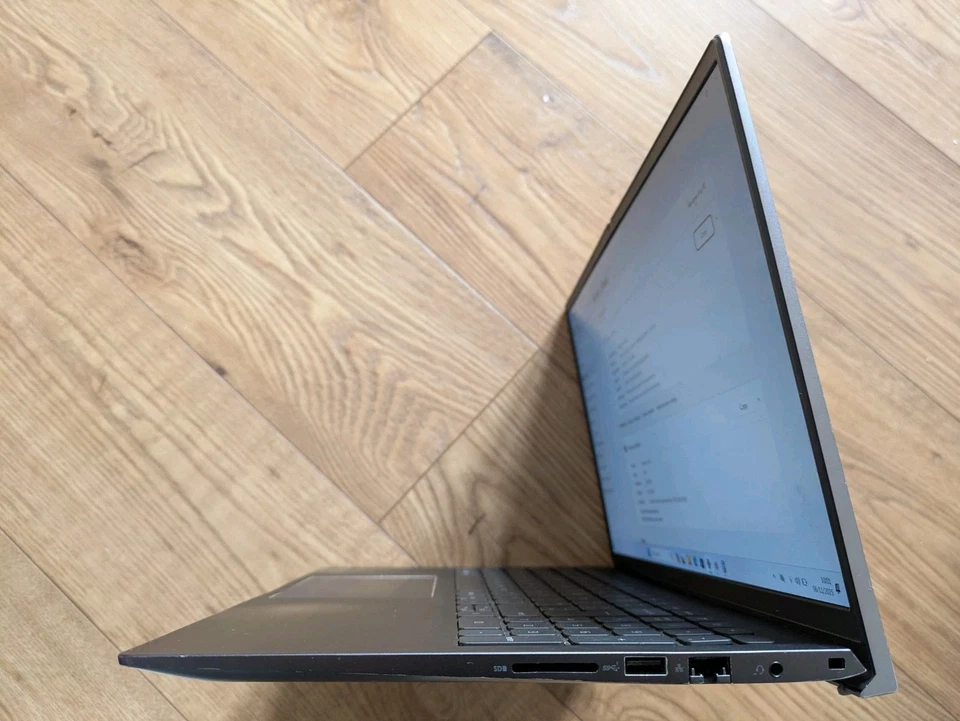 Dell Vostro 15 5510 Core i7 11390H 3.4Ghz 16GB RAM 512GB SSD 15.6" FHD 620 - Image 3 of 4