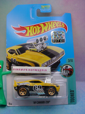 Hot Wheels Treasure Hunt 2017 HW Snow Stormers #4 - So Plowed