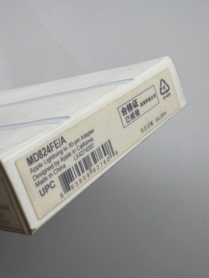 NEW in box Original Apple Lightning to 30-pin Adapter Cable for iPhone iPod iPad - Image 3 of 4