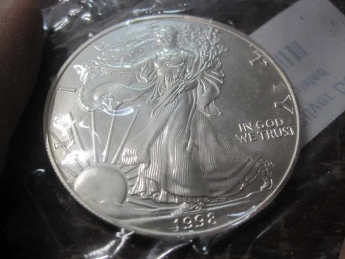 1998 Walking Liberty US Eagle Silver Dollar Coin 1 Oz .999 Silver Uncirculated