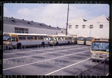 SCRTD-RTD. DIVISION 2. Los Angeles (CA). Original Slide 1973. NEW BUS #1022.(A) 