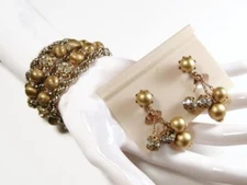 So Divine!! Designer Crystal Clear Rhinestone Gold Tone Bracelet Dangle Earrings