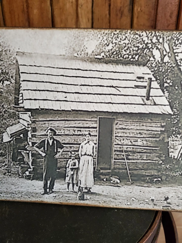 PRAIRIE PRIMITIVE HOMESTEAD FARM ANTIQUE VINTAGE STYLE LOG CABIN FAMILY SIGN  - Image 3 of 4