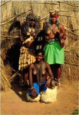 CPM Zulu mit Arzt im feinen Kopfschmuck SÜDAFRIKA (1263838)