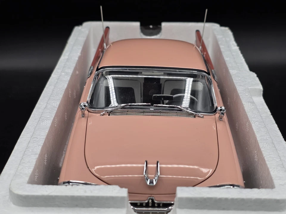 Sun Star Platinum 1959 Dodge Custom Royal Lancer Hardtop 1:18 Diecast Car 5481 - Image 3 of 4