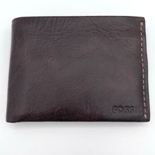 Fossil Brown Leather Trifold Mens Wallet ~ New w/o Tags 4.5 x 3.25