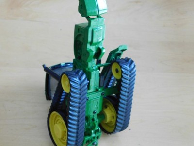 1/64 John Deere 8430T Tractor With Tracks