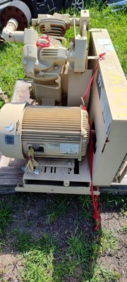 INGERSOLL RAND T30 20 HP AIR COMPRESSOR 