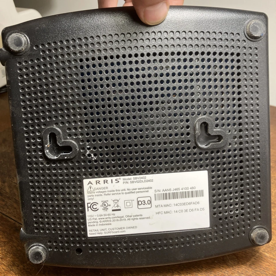 ARRIS SURFboard SBV2402 DOCSIS 3.0 Cable Modem, Comcast Xfinity Internet & Voice - Image 2 of 4