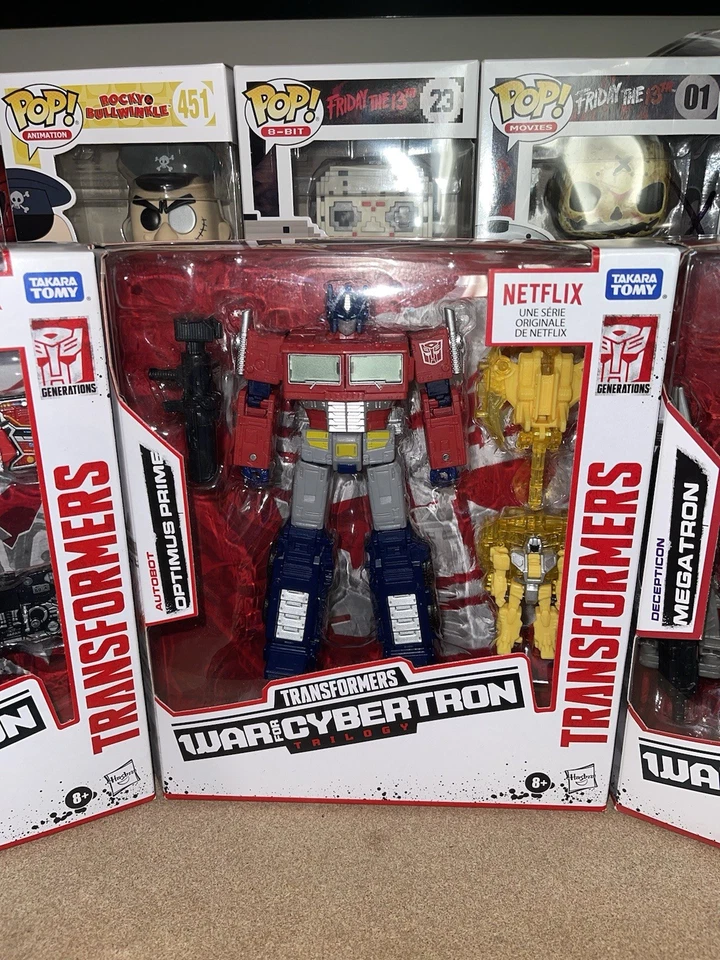 Transformers Netflix War for Cybertron Soundwave Optimus Prime Megatron Set - Image 3 of 4