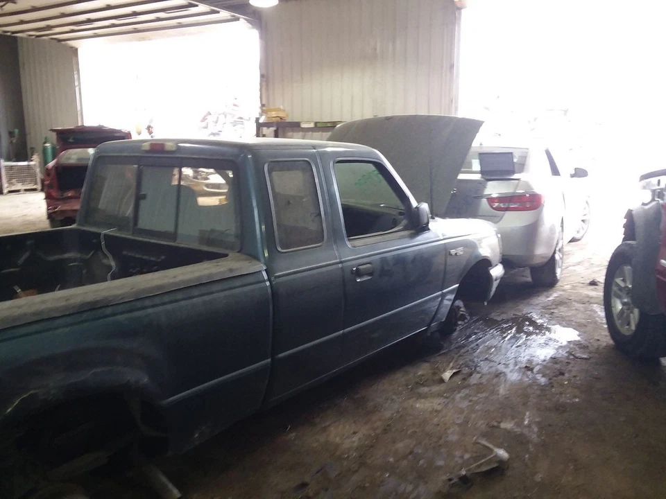 Bisagra de capó para 93-98 Ranger 2103604 Foto 3 de 4