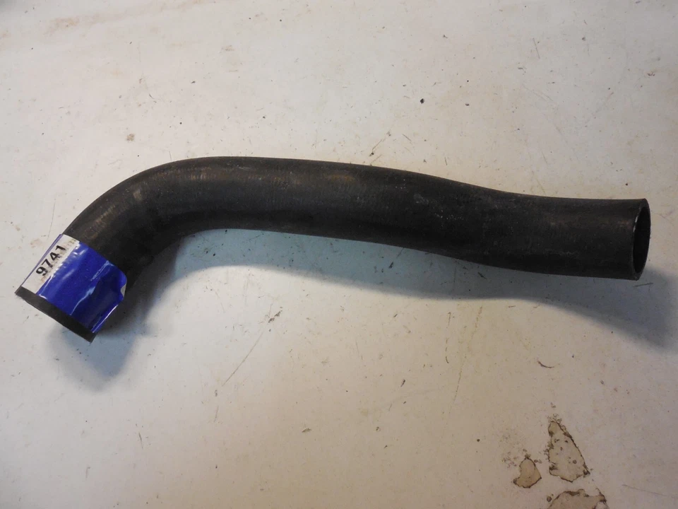 Radiador de manguera inferior NAPA 9741 para Ford E450 Super Duty Ford E350 2004-2010 Foto 3 de 3