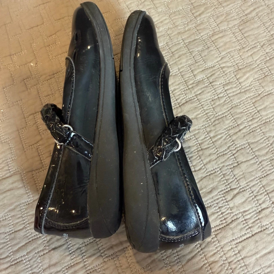 StrideRite Brielle Black Patent Leather Mary Janes Shoes Flats Girls 1 1M - Image 4 of 4