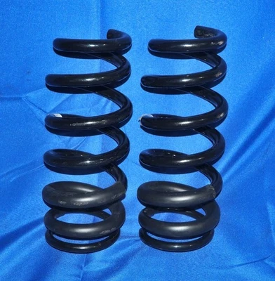 Neu Antriebsfeder 2025 2026 BMW G99 M5 Touring Vorderachse Links Rechts Paar - Bild 1 von 4