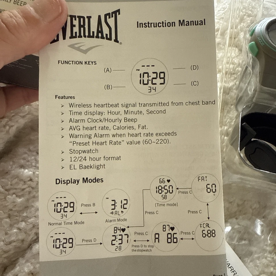 Everlast Women's EVWHR006BK Heart Rate Monitor Black Rubber Watch w, packaging 	 - Image 3 of 4