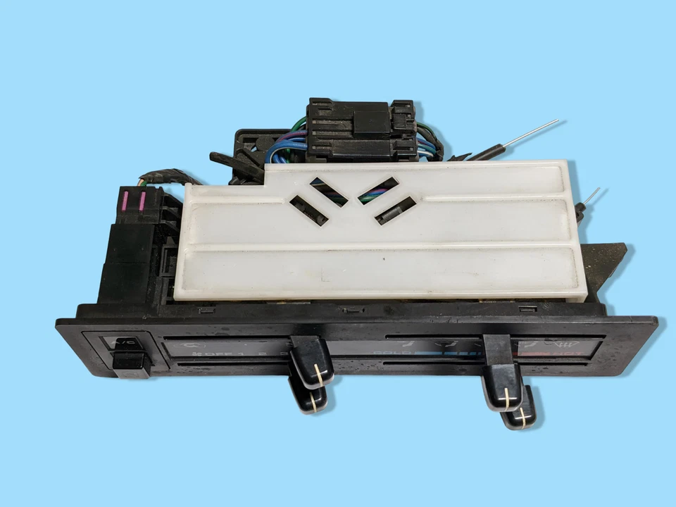 1994-1995 Nissan Hardbody Pathfinder Pickup Heater AC Temp Climate Controls OEM - Image 3 of 4