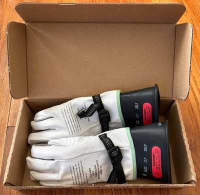 SALISBURY E011B/7 Electrical-Insulating Gloves with Leather Protectors