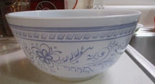 PYREX Brittany Blue 478-B Mixing Bowl 1.5  1  1/2 Quart Vintage Made In USA