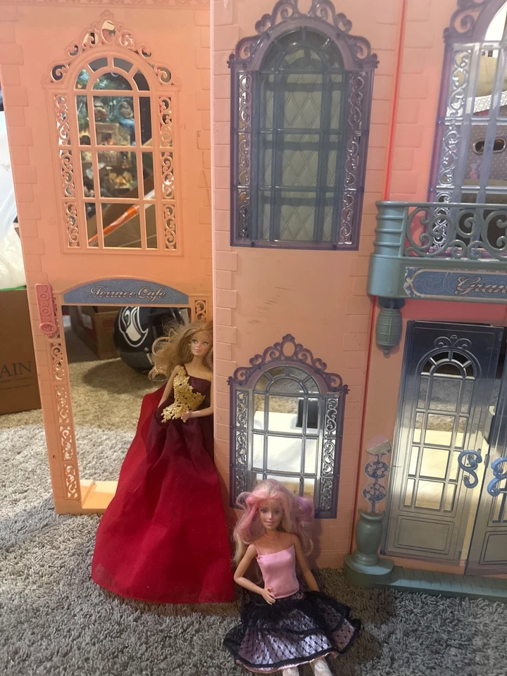 Barbie Grand Hotel con accesorios, 2001 Foto 4 de 4