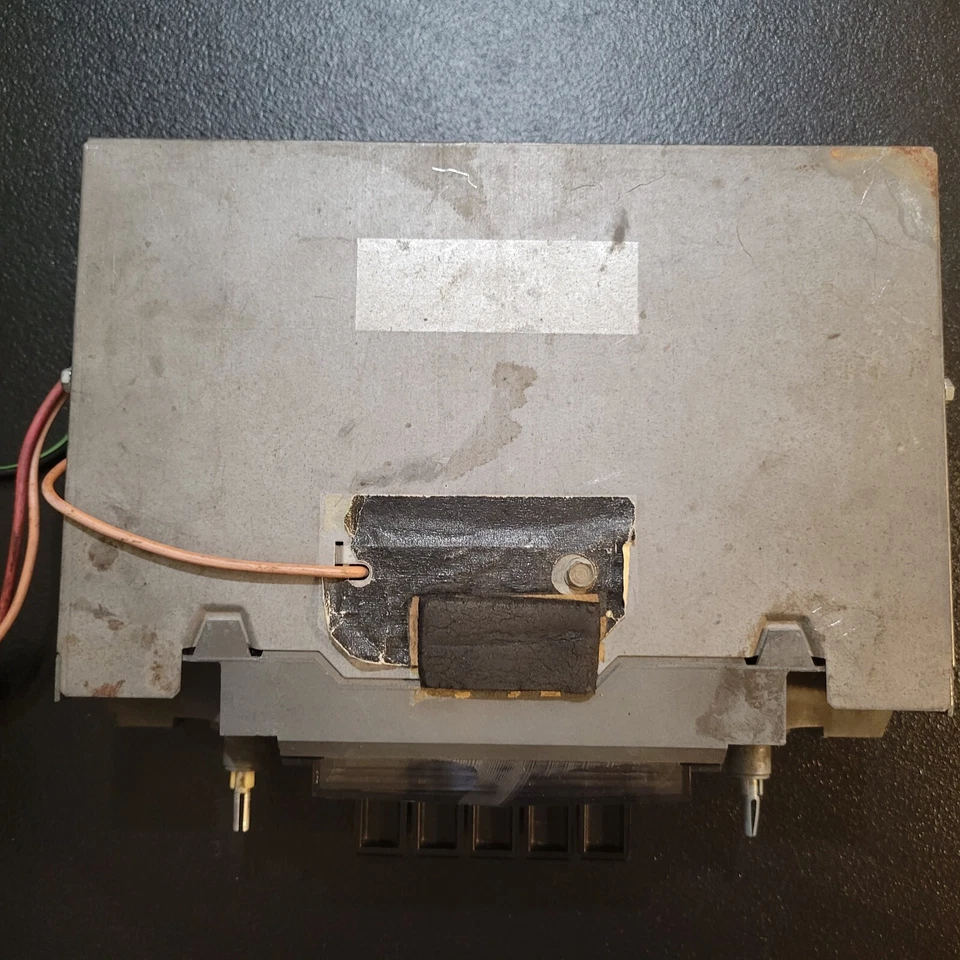 Dodge Charger 1970 OEM radio am de fábrica Foto 2 de 4