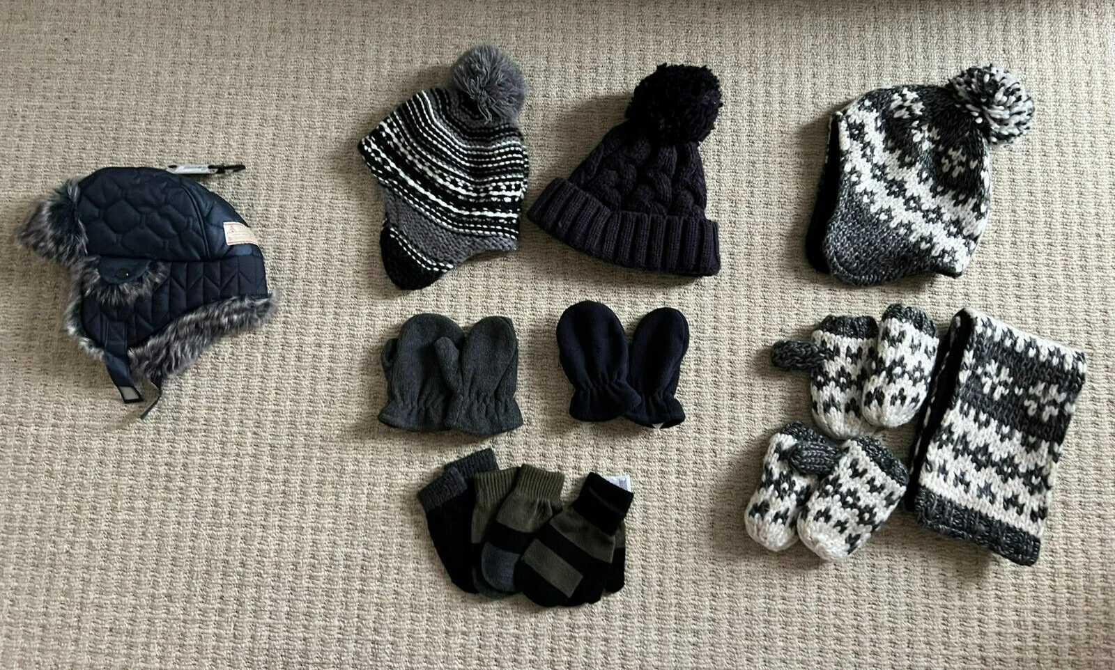Next 12 Winter Bundle Lined Winter Bobble Hat Flaps Age 1-2 Years 12-24 Mittens