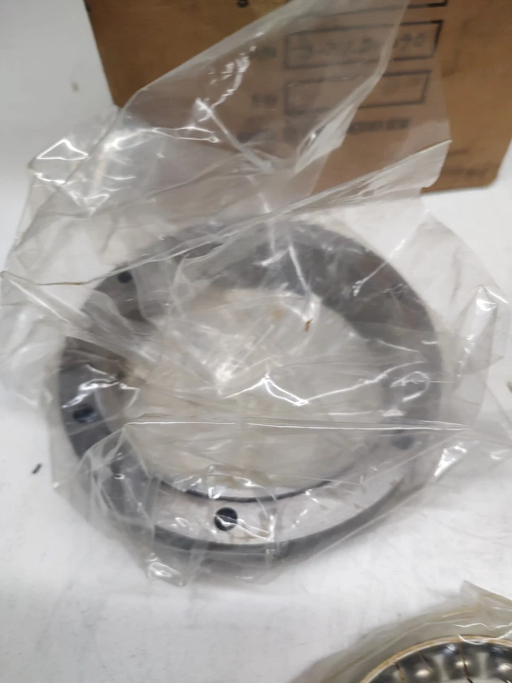 NOS Harmonic Drive 2M 090-2ASP 73-31-20-090  - Image 4 of 4