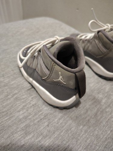 Nike Air Jordan 11 Retro Gray Toddler Athletic Sneakers 378040-005 - Sz 5c - Picture 5 of 21