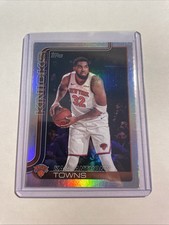 2025-26 Topps Flagship Karl-Anthony Towns Rainbow Foil #19 - New York Knicks🏀🔥