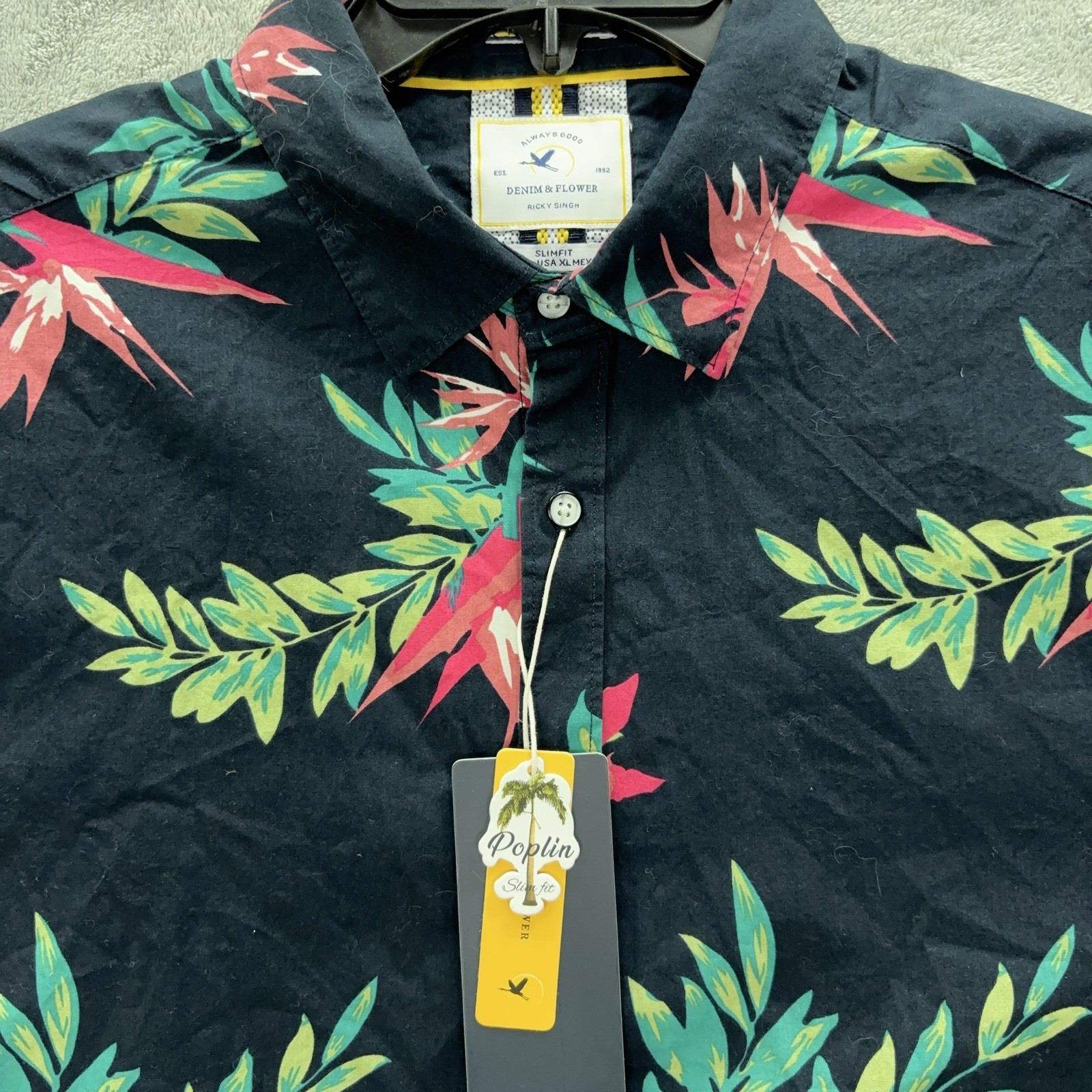 Denim & Flower Ricky Singh Shirt Mens Size XL Hawaiian Floral Print Slim Fit NWT