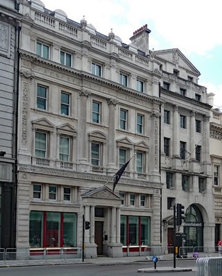 Photo 6x4 120-124 Pall Mall Westminster Nos. 121-124 is conventional Vict c2013