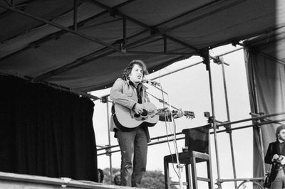 Don Mclean - America singer songwriter performs to a reported 85 0- Old Photo 12