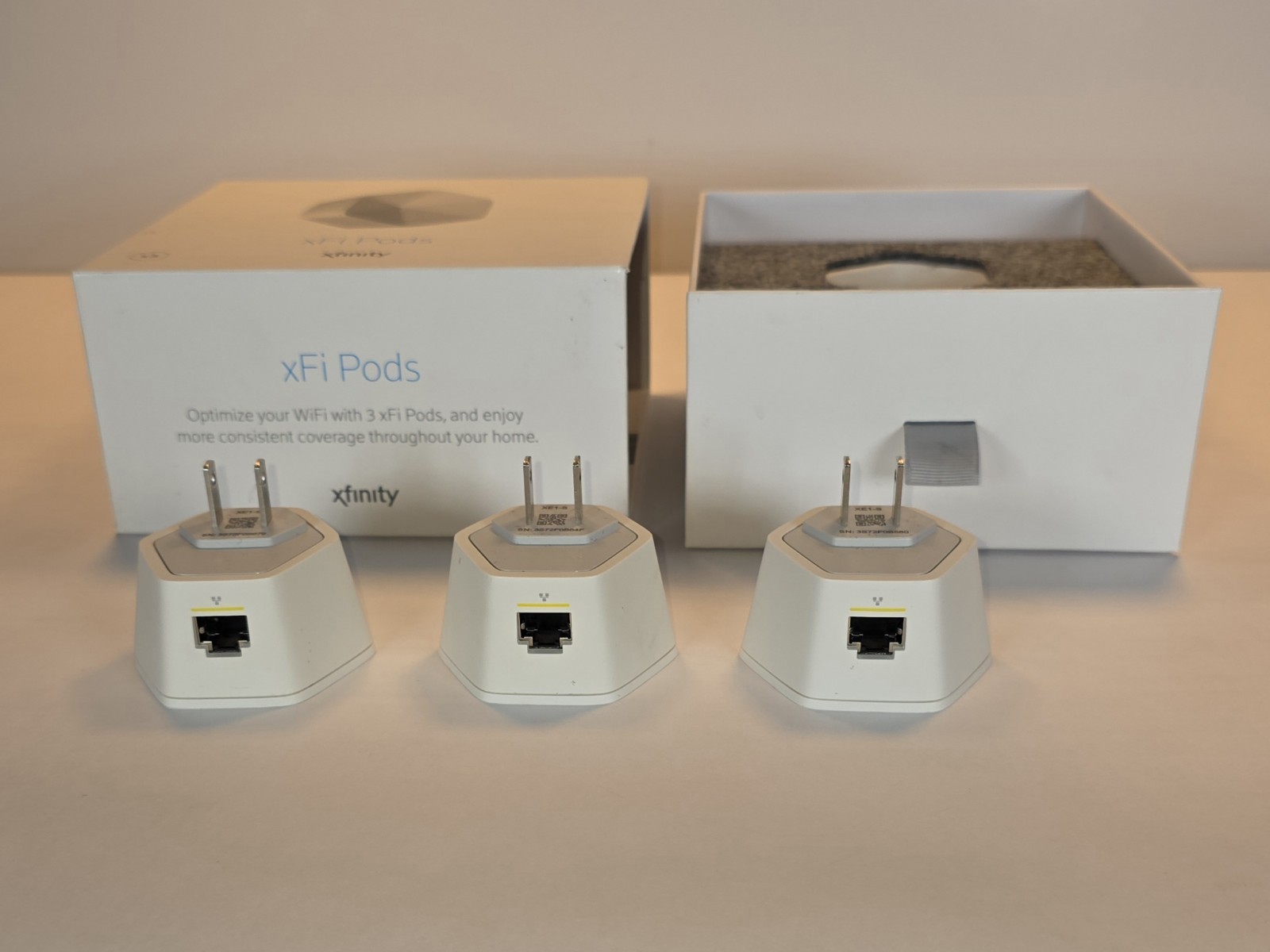 Xfinity Comcast XE1-S xFi WiFi Pod Extender (3-Pack) Range Booster