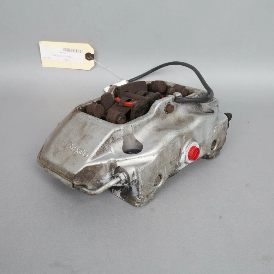 Par de pinzas de freno delanteras Brembo plateadas para Porsche 911 996 C4 1999-2004 OEM usadas Foto 4 de 4