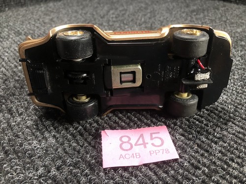 Vintage Scalextric Porsche 911 C.125 Gold #4 - 1:32 Slot Car BT 845 - Picture 6 of 6