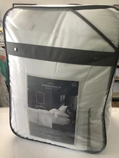 Threshold Signature Hotel Border Frame Comforter Set Full Queen