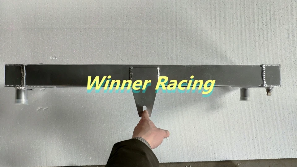 Fit TVR 2500M 1972-1977; 3000M 1972-1974 Aluminum Radiator Manual - Image 4 of 4