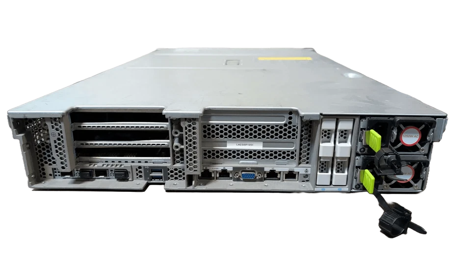 Cisco UCS C240 M5 SFF 2U 2x Gold 6132 2.6GHz | 128gb | Sin controlador | 2x 1500w Foto 2 de 4